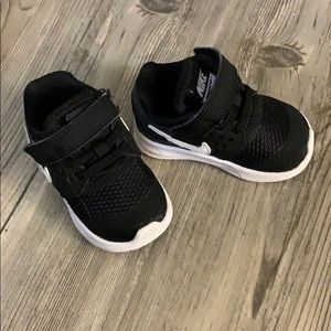 Nike infant sneaker